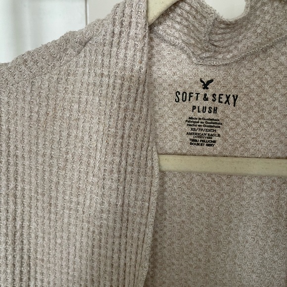 AE soft cozy sweater cardigan - Picture 2 of 3
